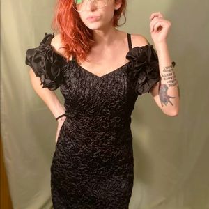 Vintage Betsy and Adam Black coctail dress / formal dress size 8